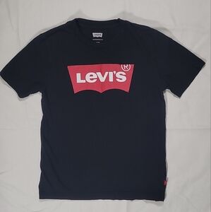Black "Levi's" Short-Sleeve Graphic Tee